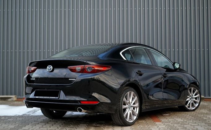 Mazda 3 cena 67900 przebieg: 135246, rok produkcji 2019 z Białystok małe 301
